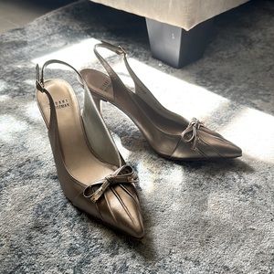 Stuart Weitzman Gold Leather Bow Slingbacks